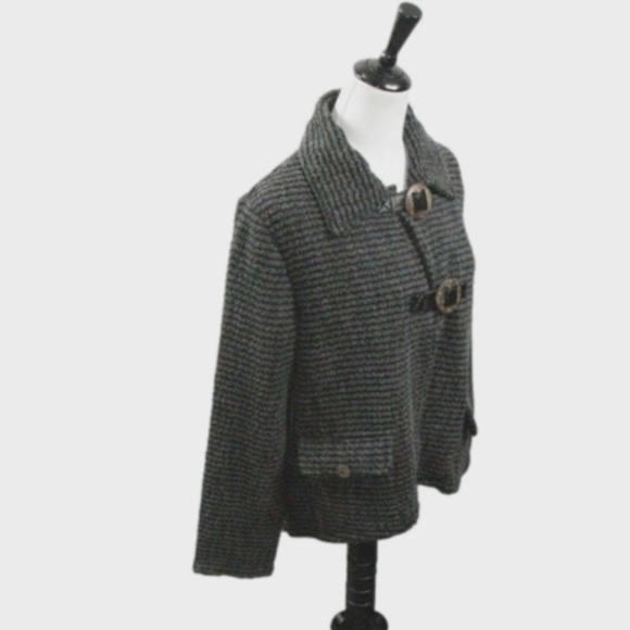 Kaktus Gray Textured Knit Two Button Cardigan Size Medium - Picture 4 of 4